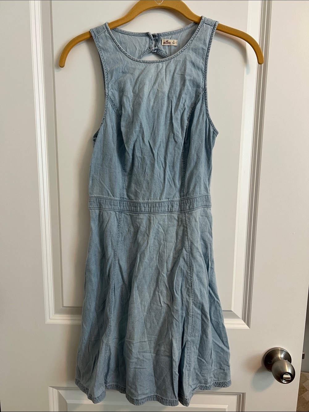 Hollister Women’s XS Light Wash Chambray Denim Sleeveless Fit & Flare Dress